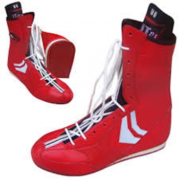 Boxing boots