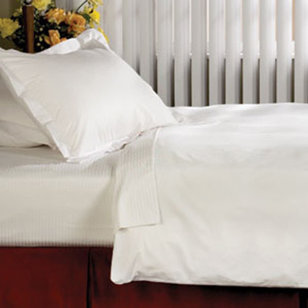 Registry Signature 200 Thread Count Mercerized Linens Duvet Cover, White, Full