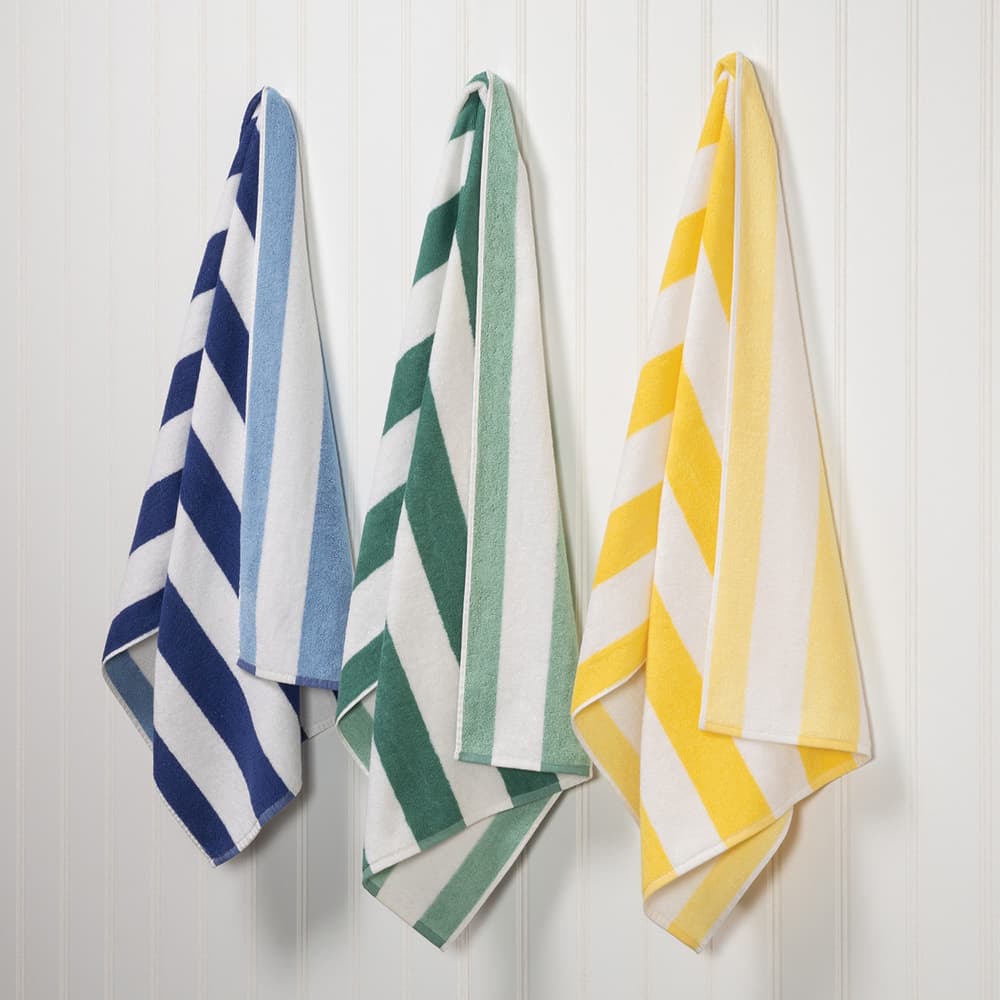 Registry Pool Towel, 15 Lbs, Reversible Stripe